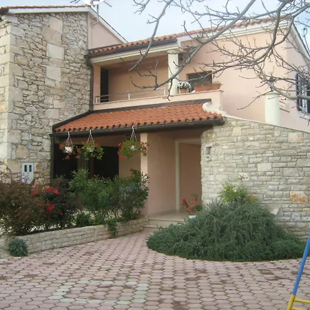 Dom wakacyjny Ana - Peaceful Location Marčana
